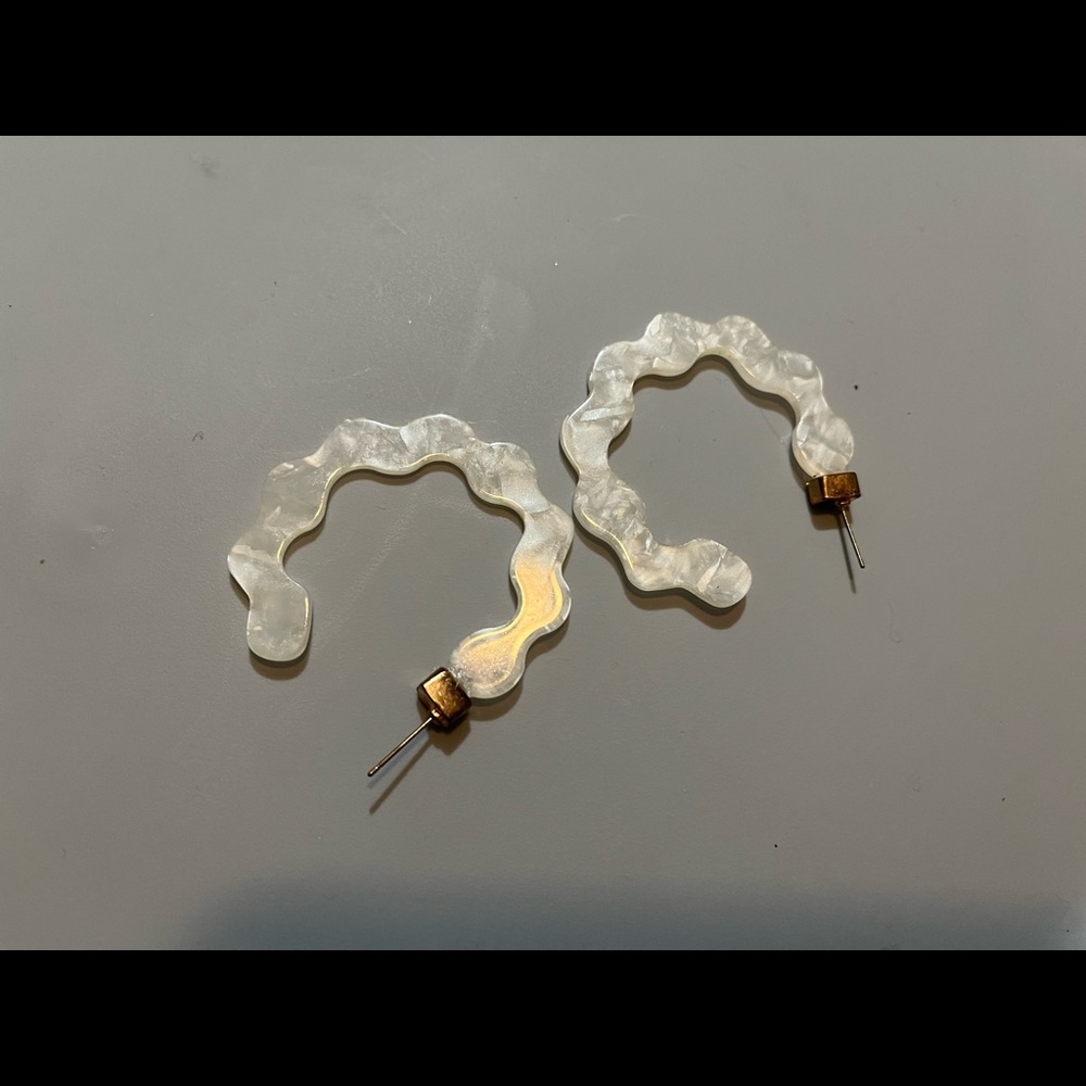 Multiple earrings - Picture 6 of 6